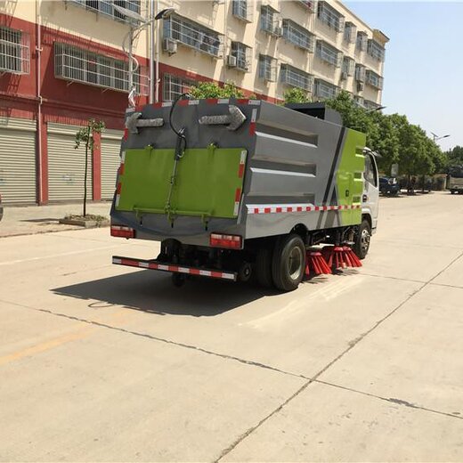 襄陽東風掃路車廠家,多功能掃路車